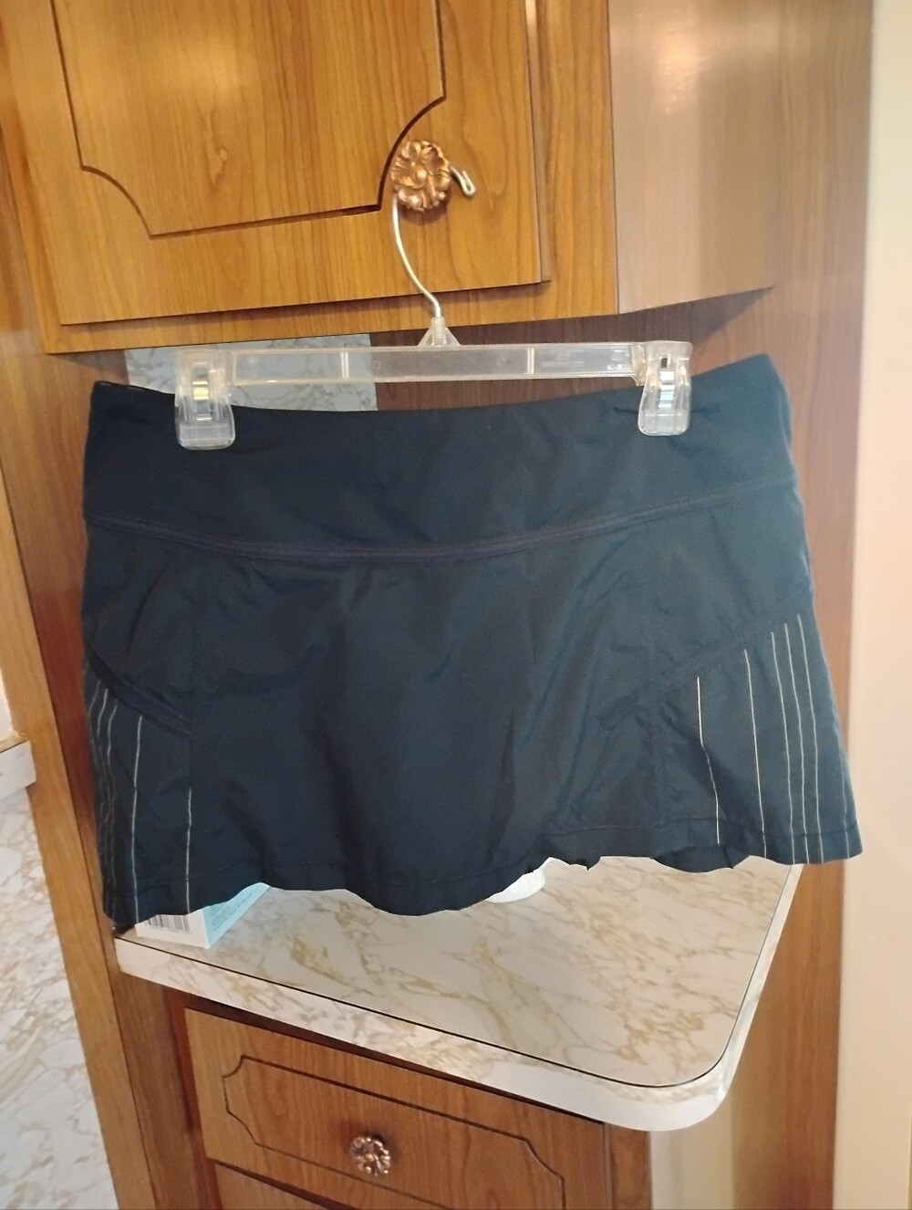 Lululemon Run: Reflection Skirt Black Skort Ruffles, Pleated, Size 10